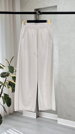 ببنطلون نسائ برباط