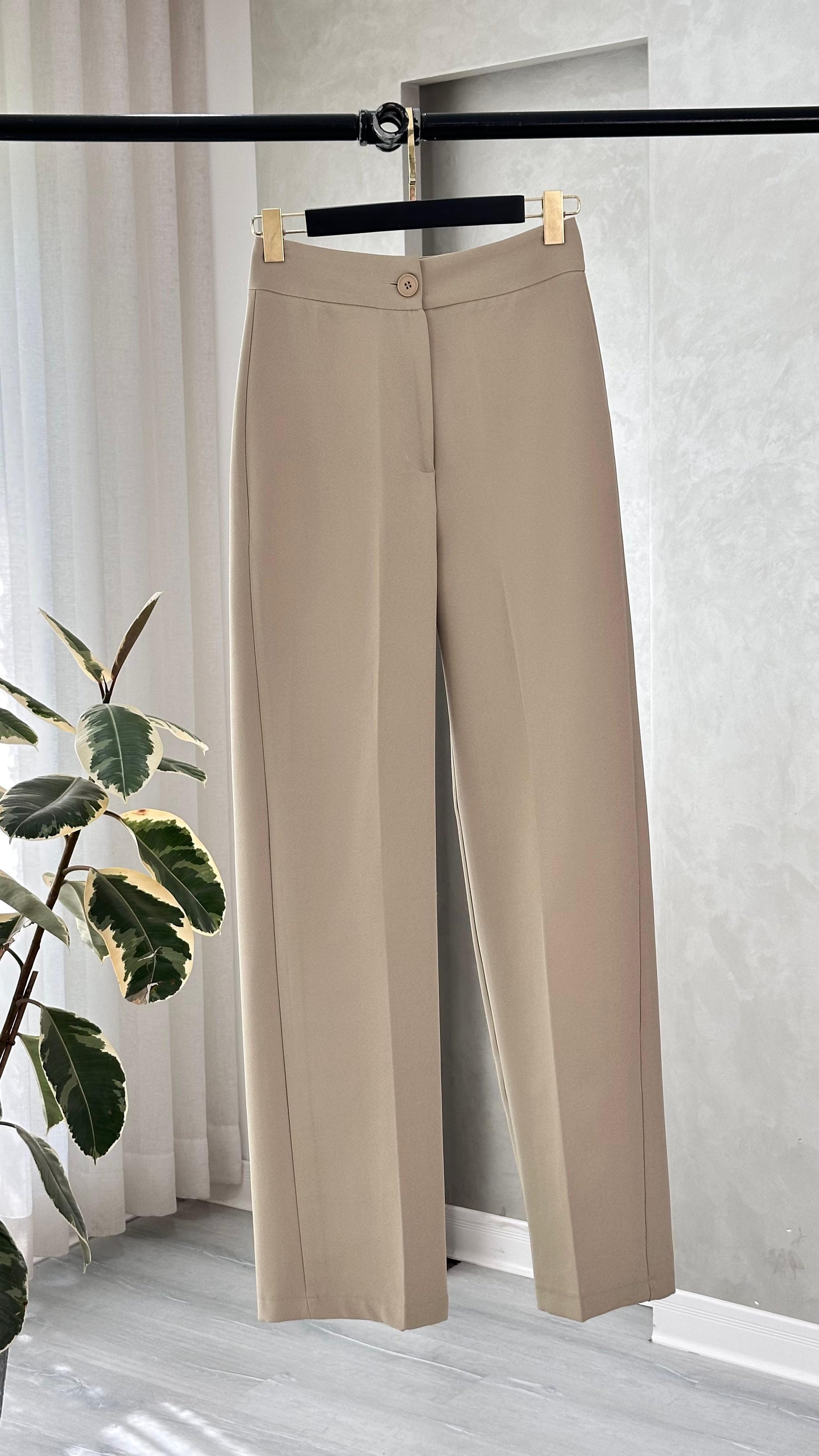 بنطلون نسائى قصة كلاسيكي