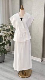 بدلة نسائي تنورة