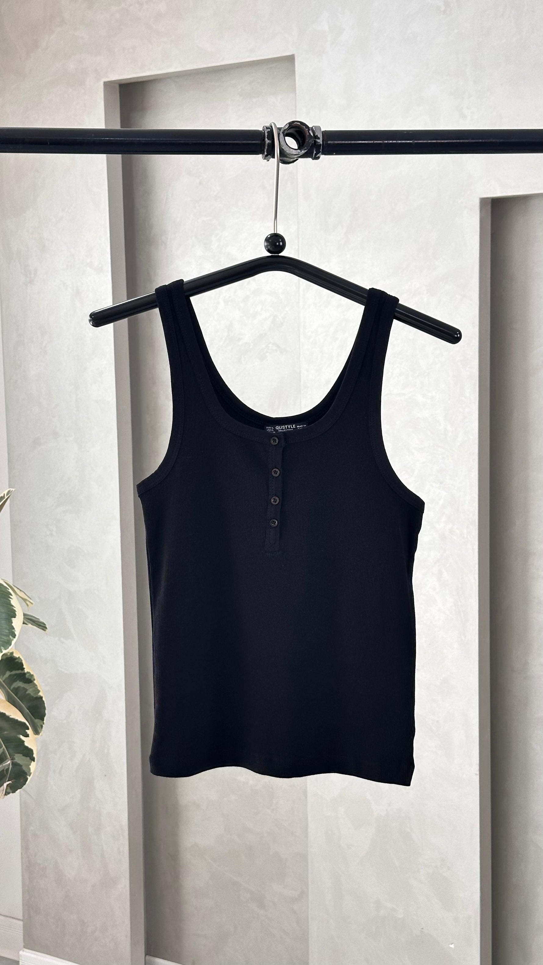 توب نسائي بازرار