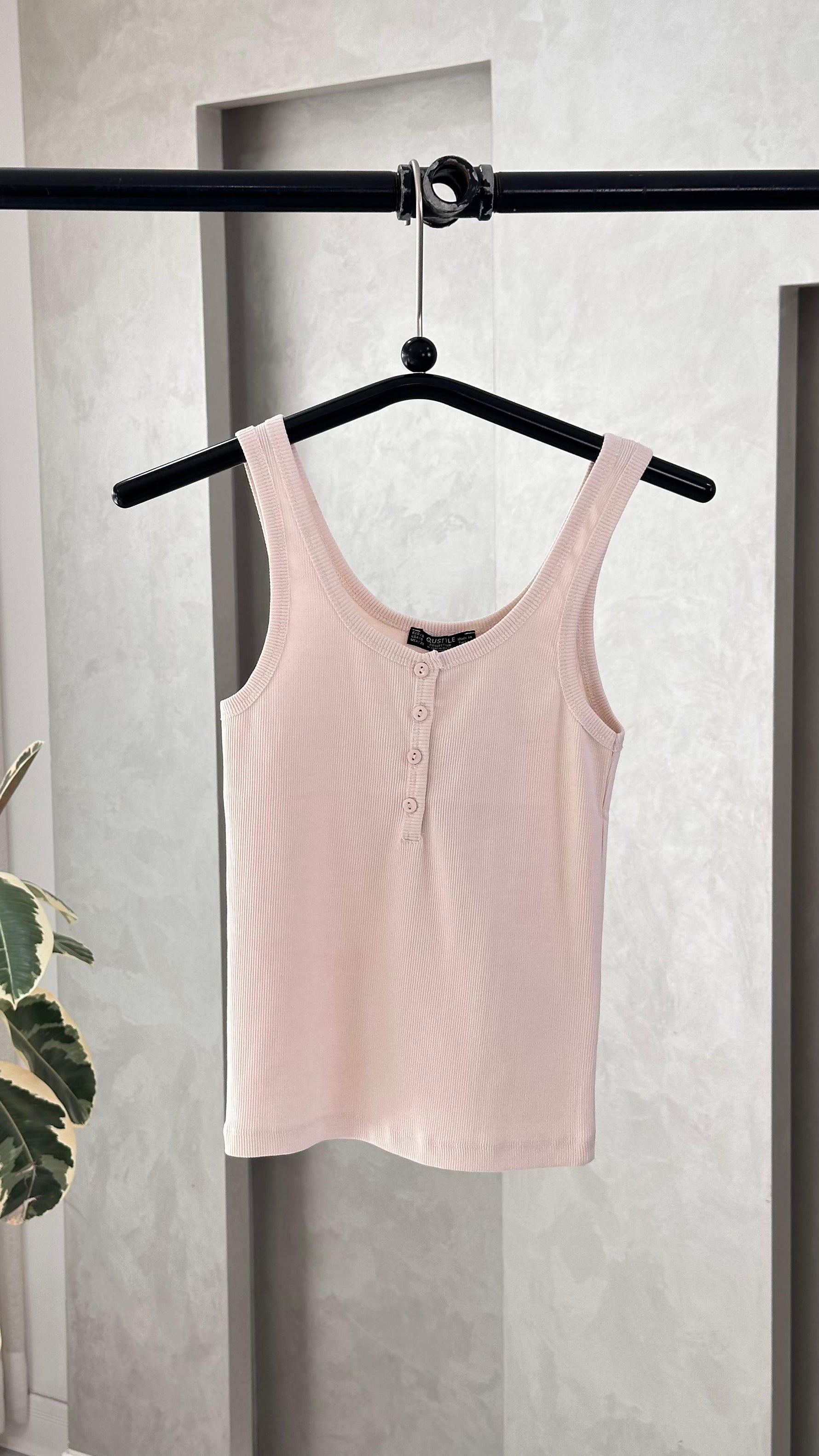 توب نسائي بازرار