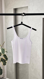 توب نسائي عملي