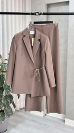 بدلة نسائي ربطة باكمام