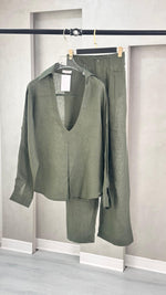 بدلة نسائي واسع وبسيط