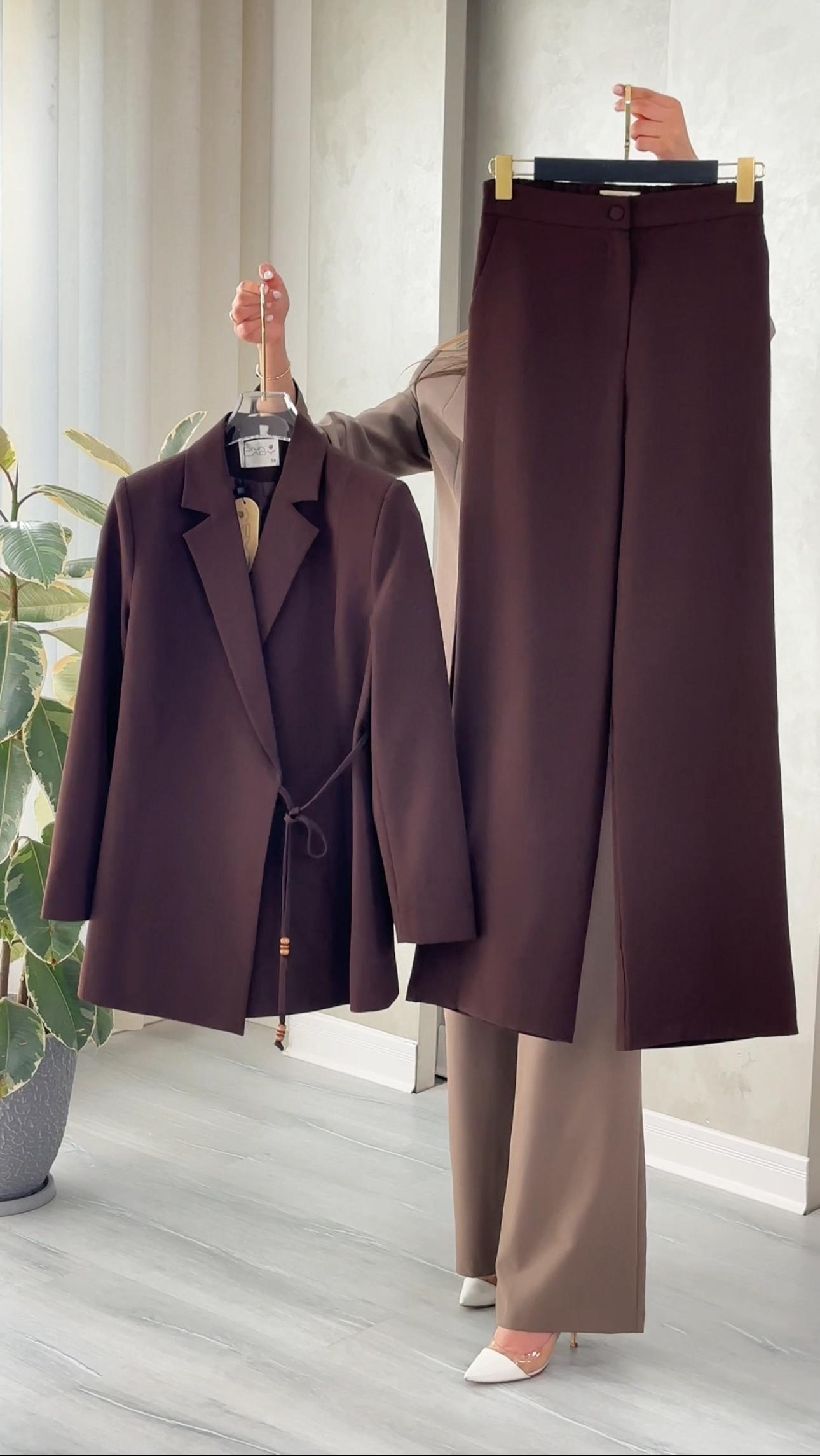 بدلة نسائي ربطة باكمام