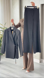 بدلة نسائي ربطة باكمام