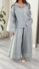 بدلة نسائي واسعة وفضفاضة