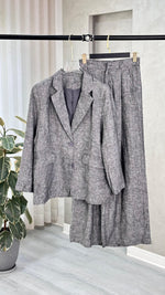 بدلة نسائي محتشمة