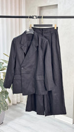 بدلة نسائي مغلق جانبياً