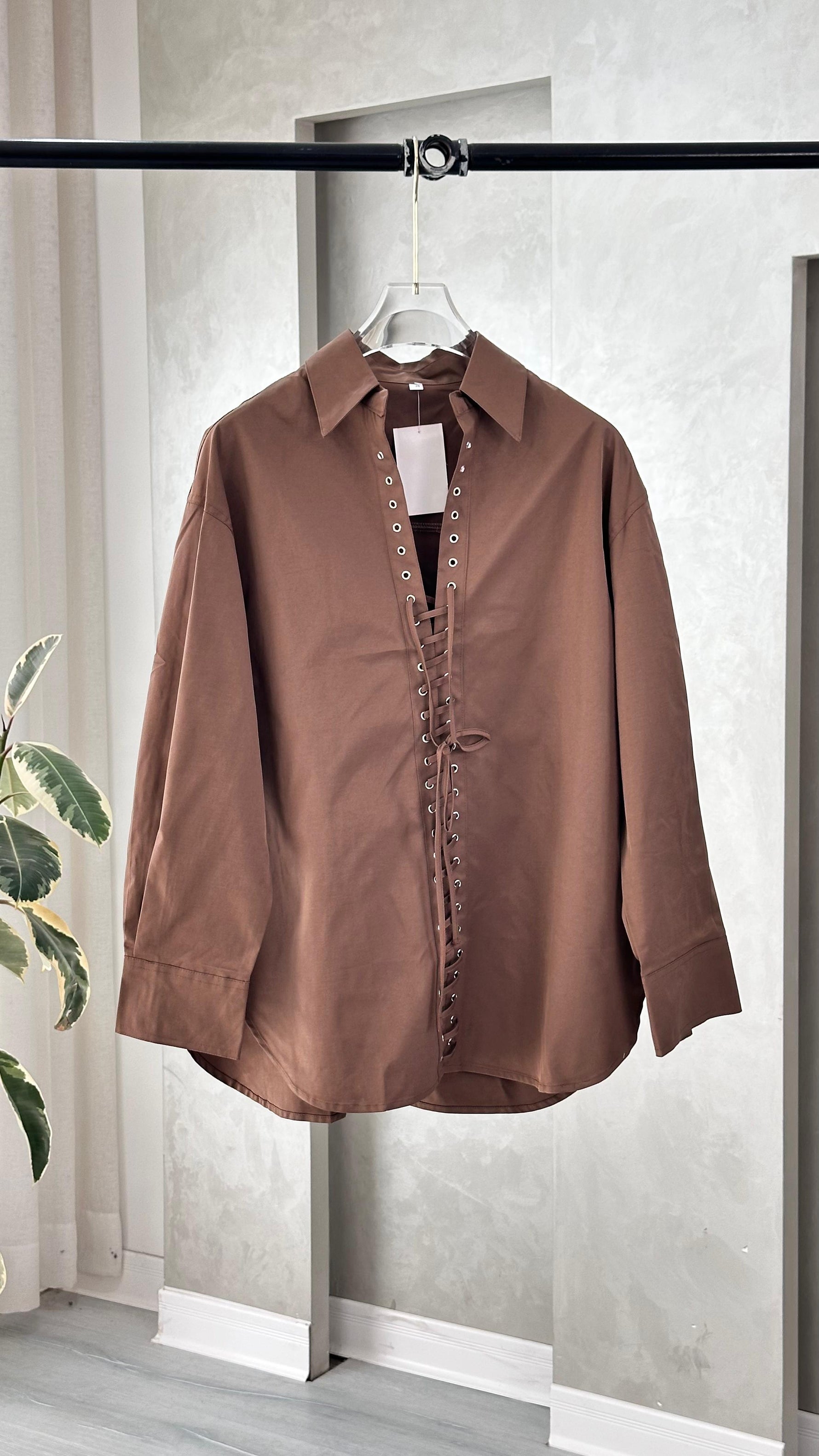 قميص خيط رابطة