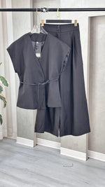 بدلة نسائي تنورة