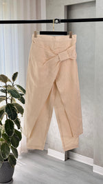 بنطلون نسائي