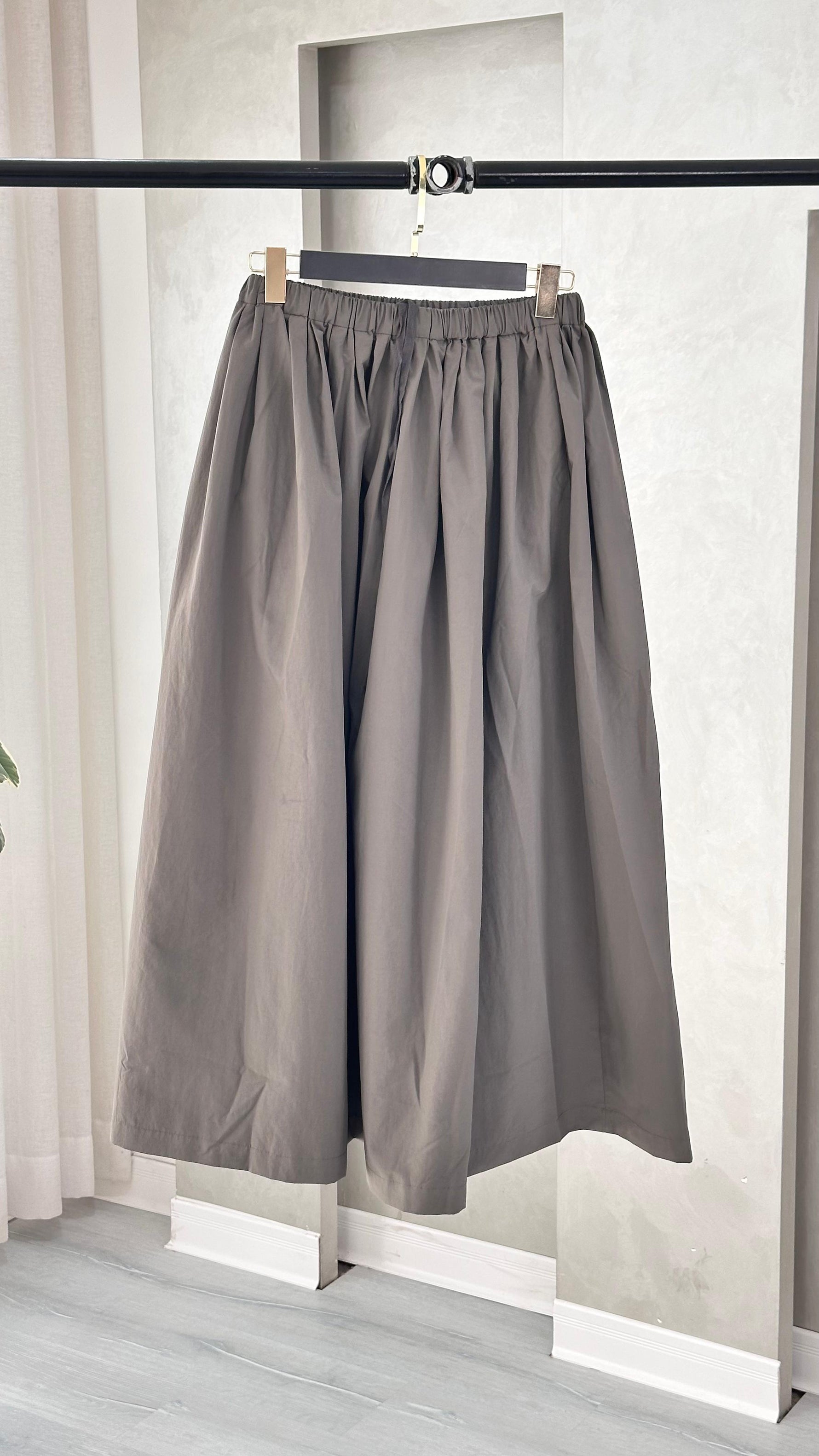 تنورة نسائي