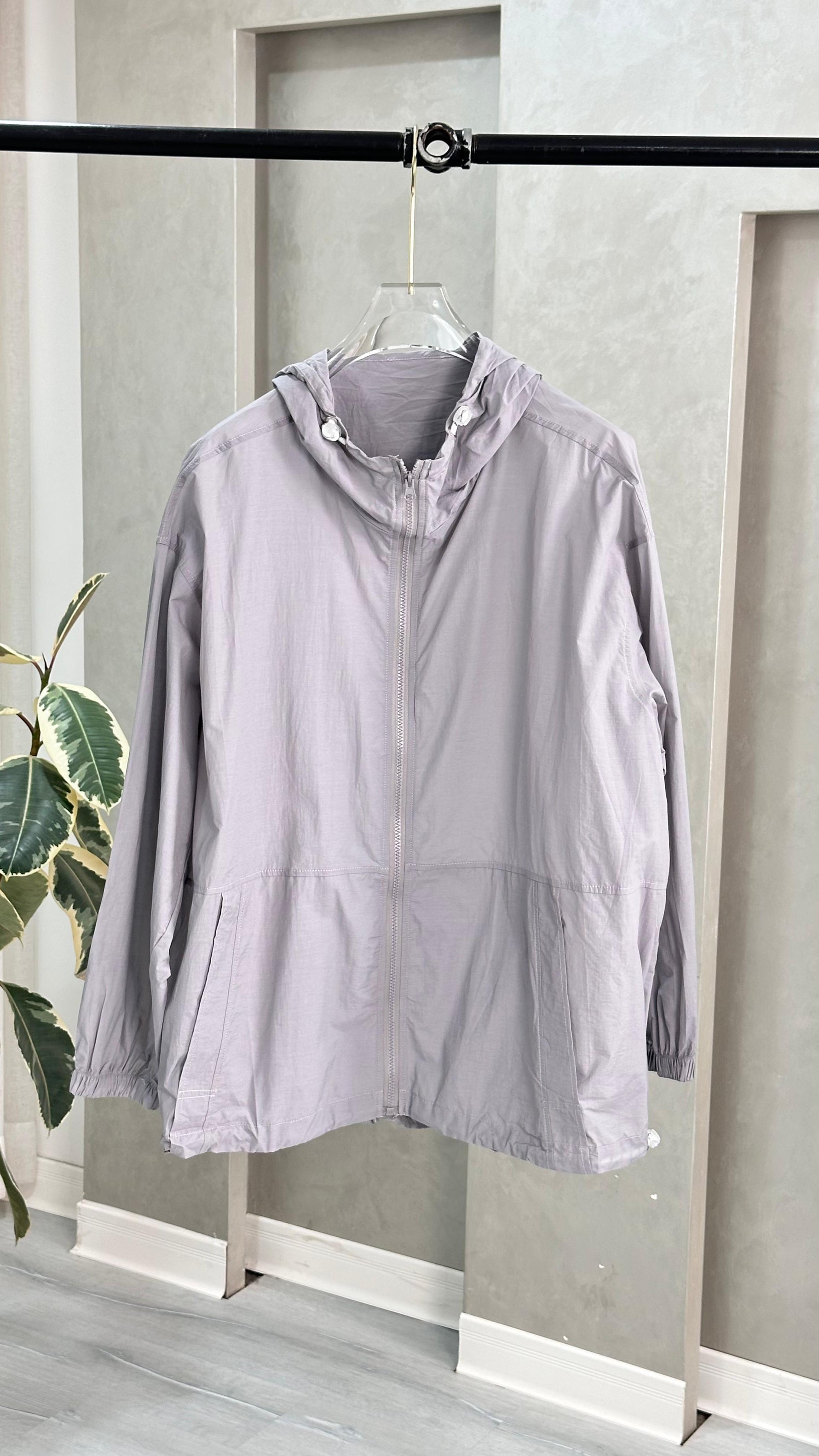 جاكيت نسائي