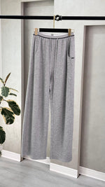 بنطلون نسائي