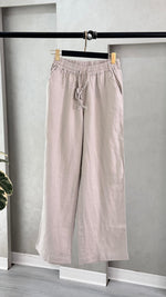 بنطلون نسائي