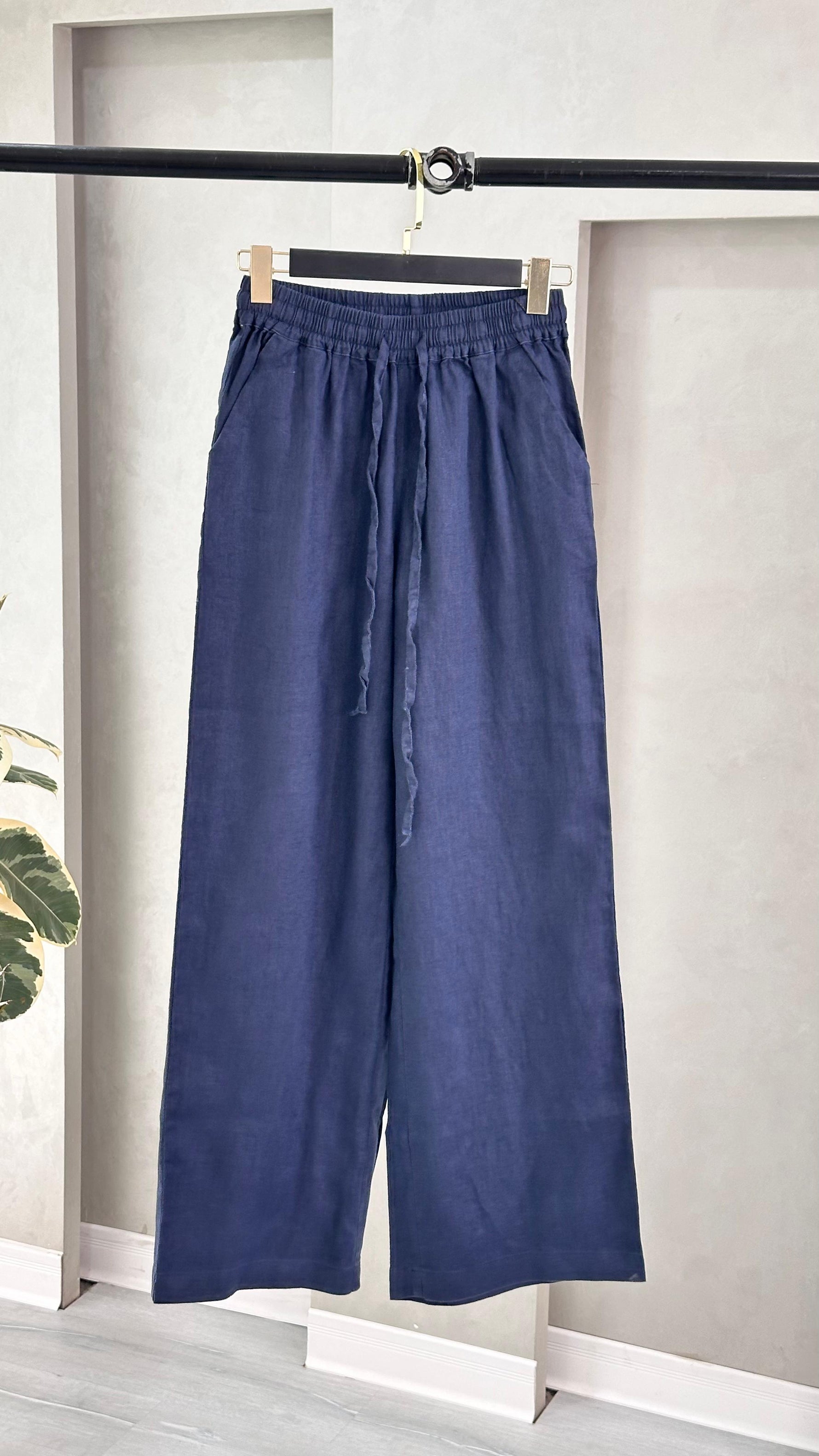 بنطلون نسائي