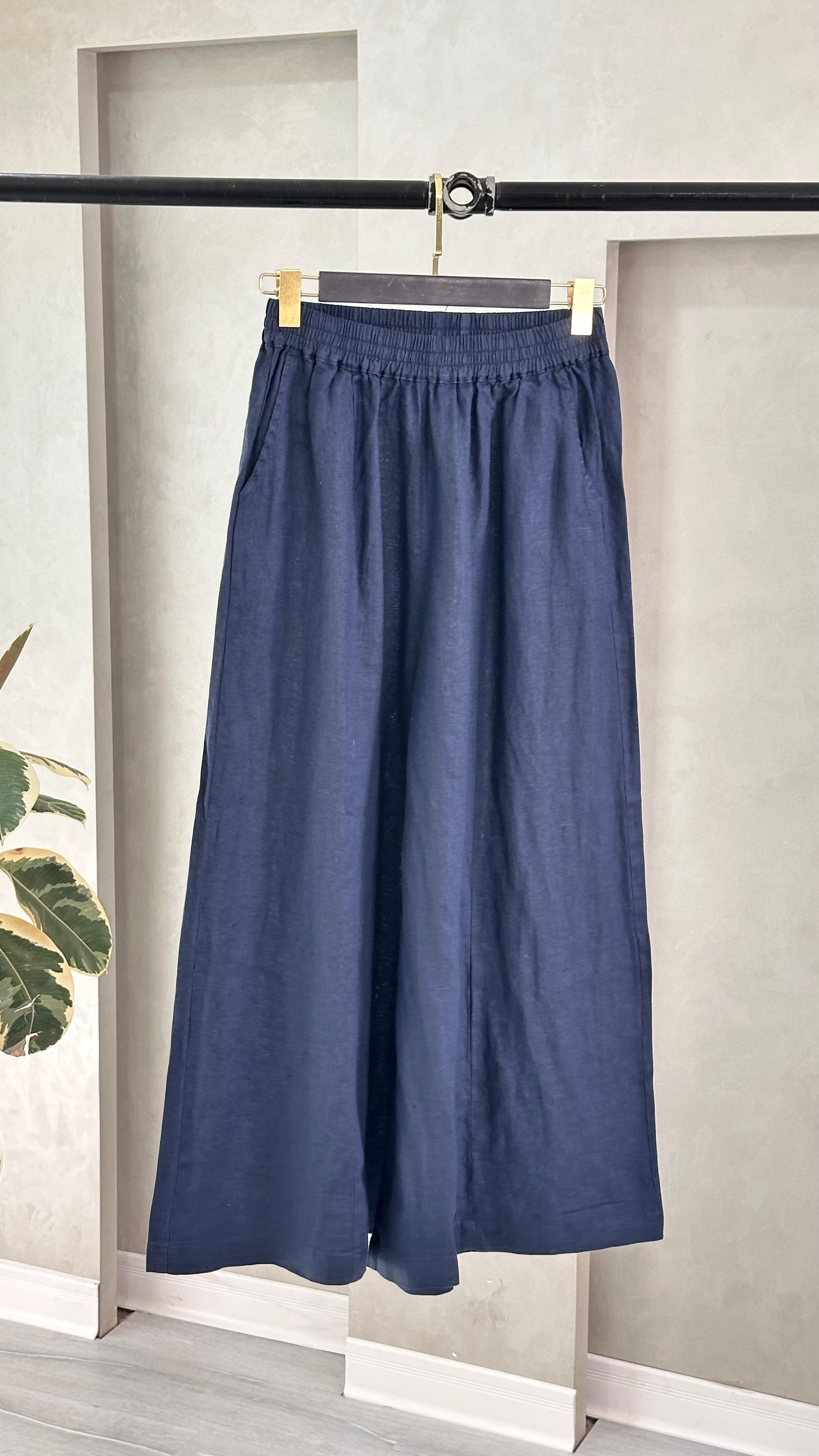 بنطلون نسائي