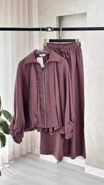 بدلة نسائي اكمام منفوخة