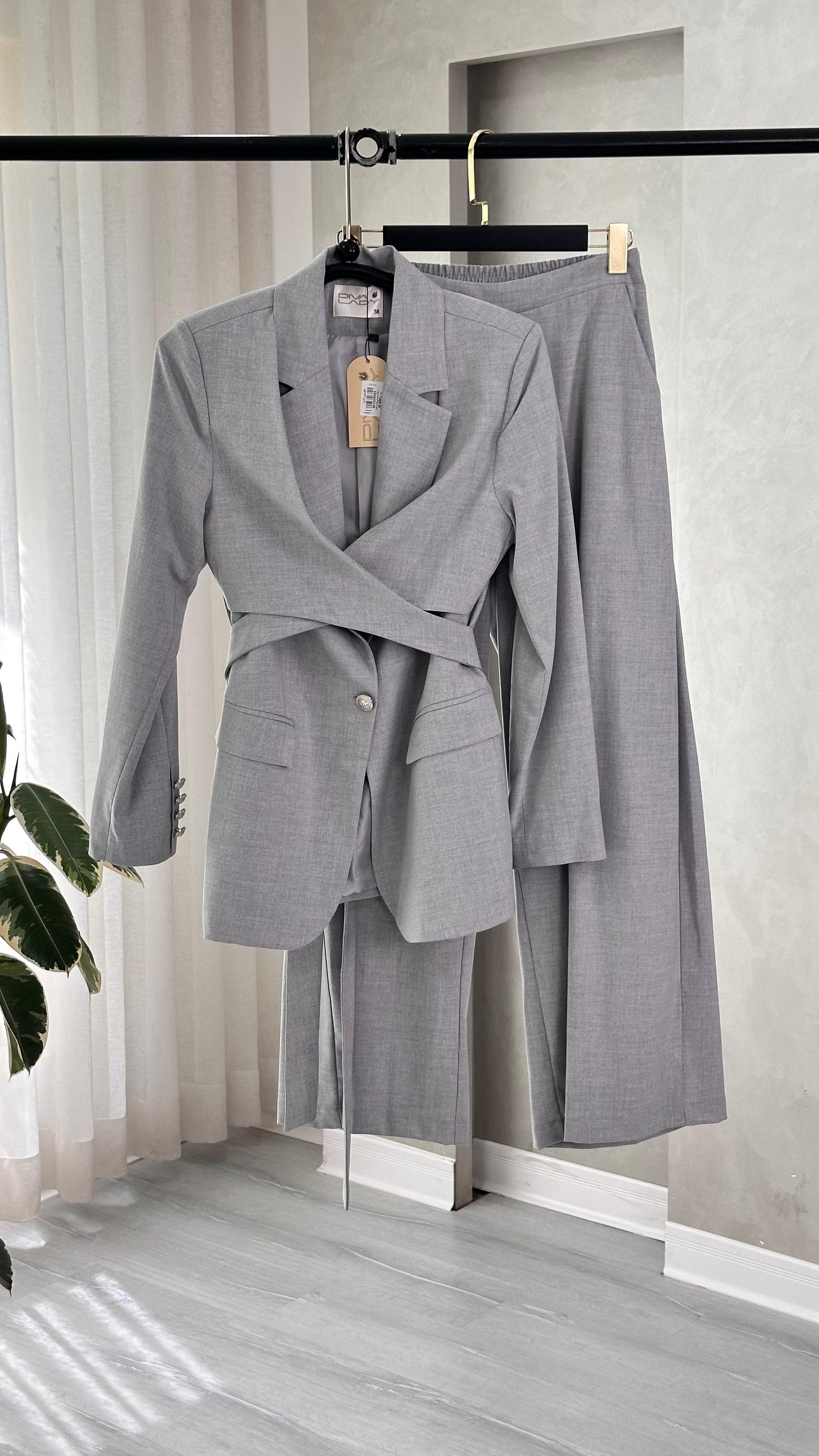 بدلة رسمي حزام لف