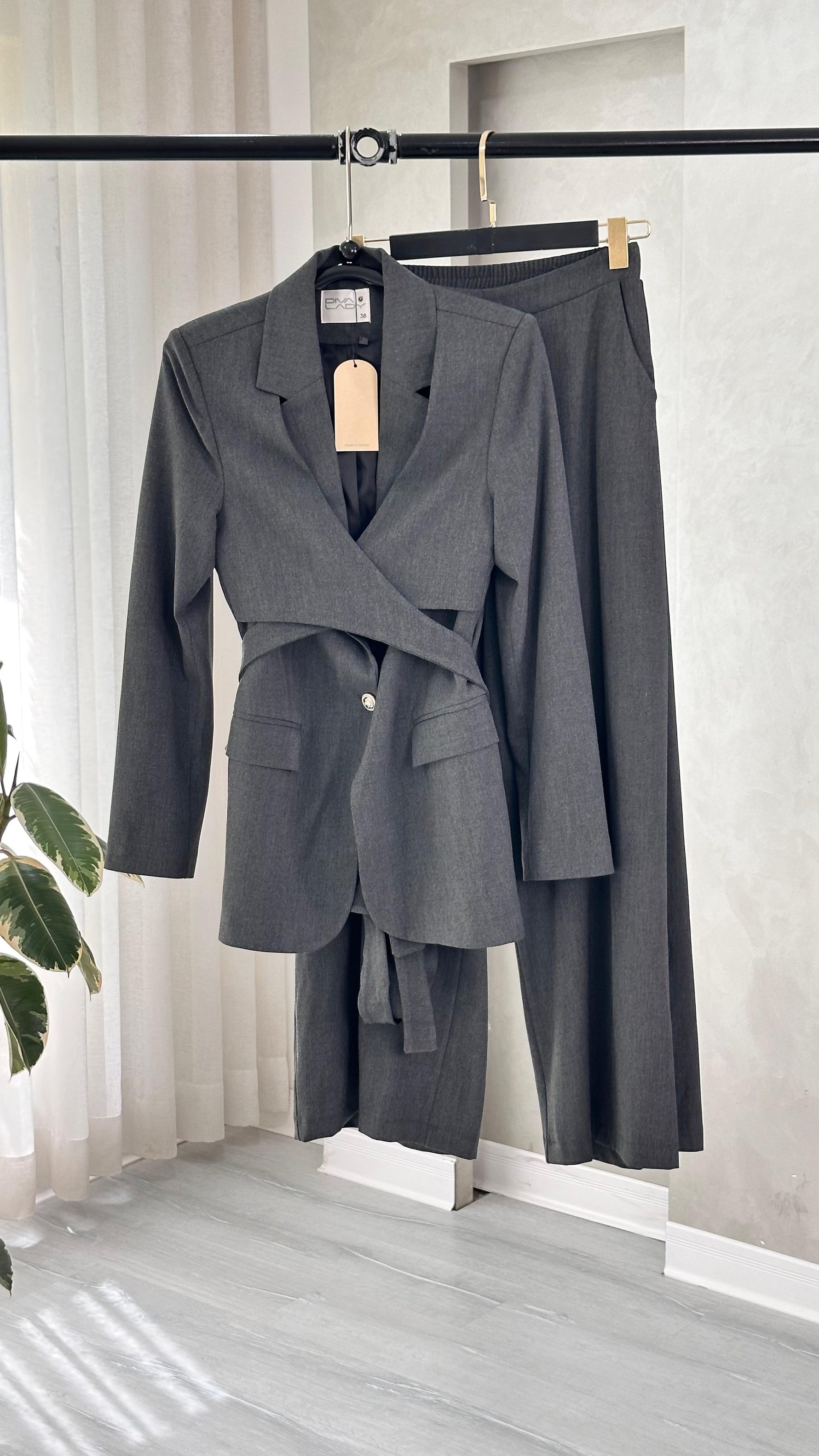 بدلة رسمي حزام لف