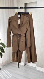 بدلة رسمي حزام لف