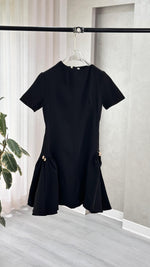 فستان بتصميم جانبي منفوخ