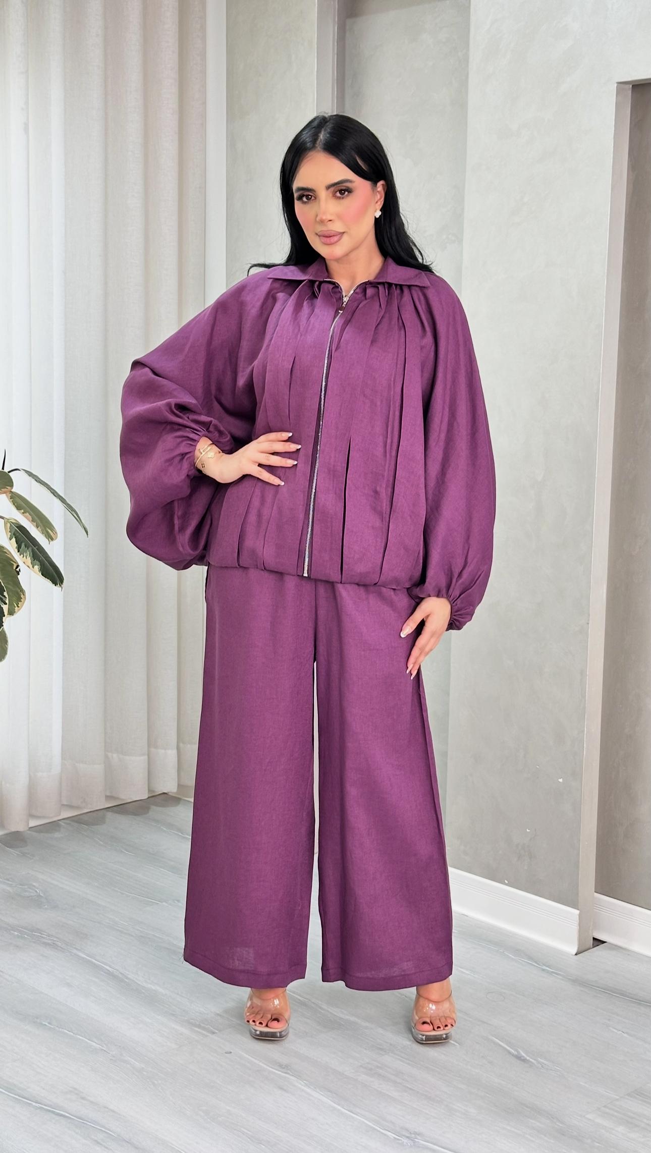 بدلة نسائي اكمام منفوخة