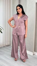 بدلة نسائي لامعة