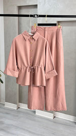 بدلة نسائي بحزام ربط