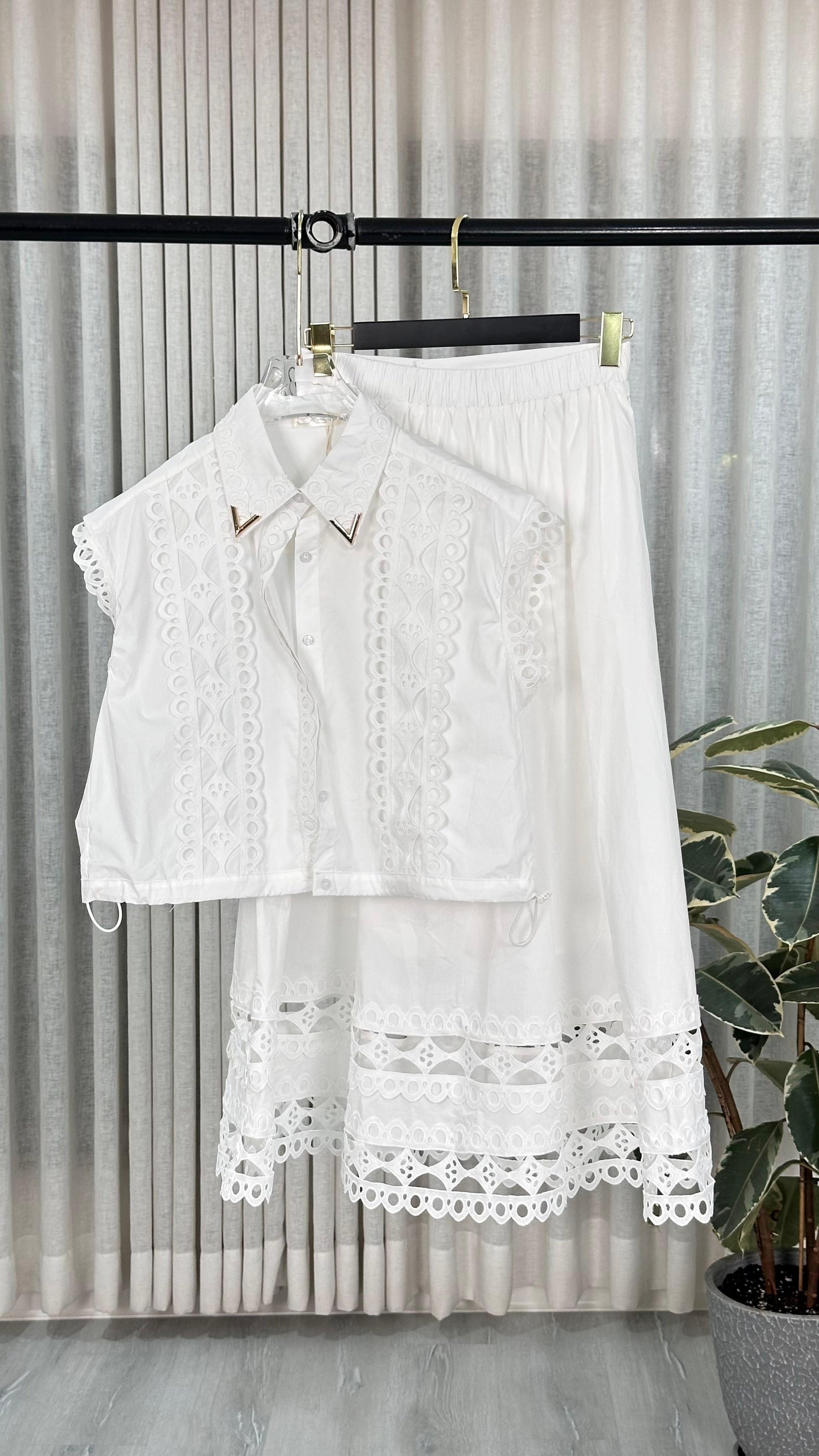 بدلة نسائي بداتتيل