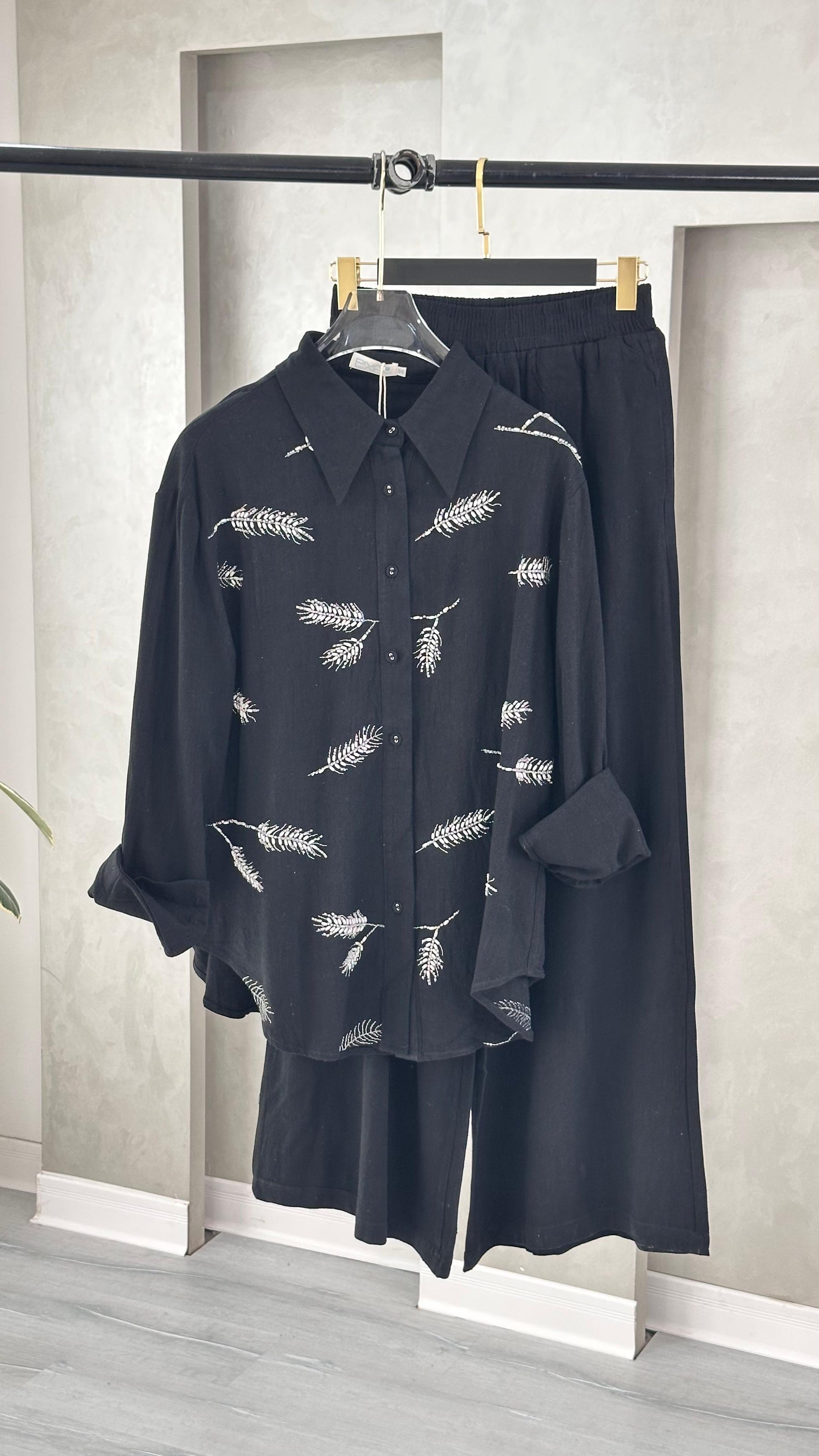 بدلة خرز نسائي