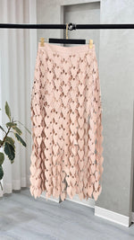 تنورة نسائي مميزة