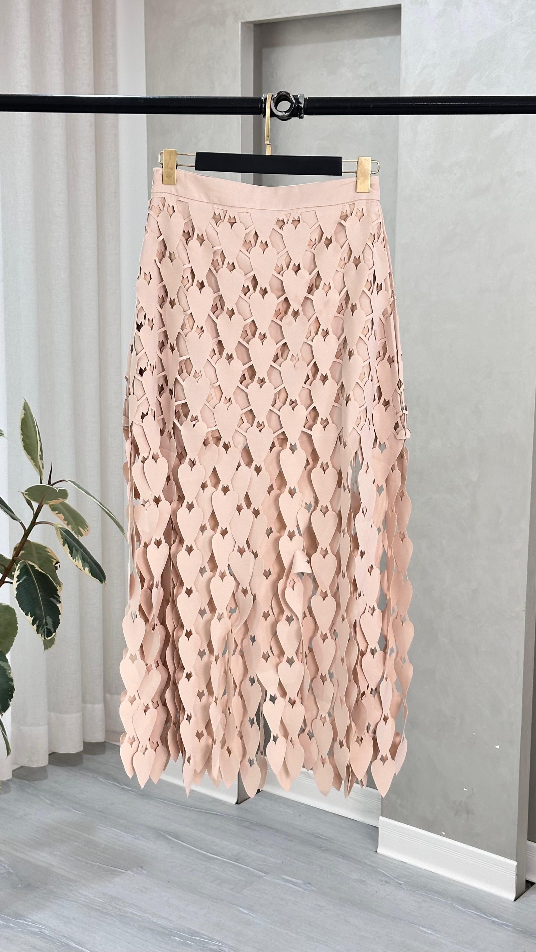 تنورة نسائي مميزة