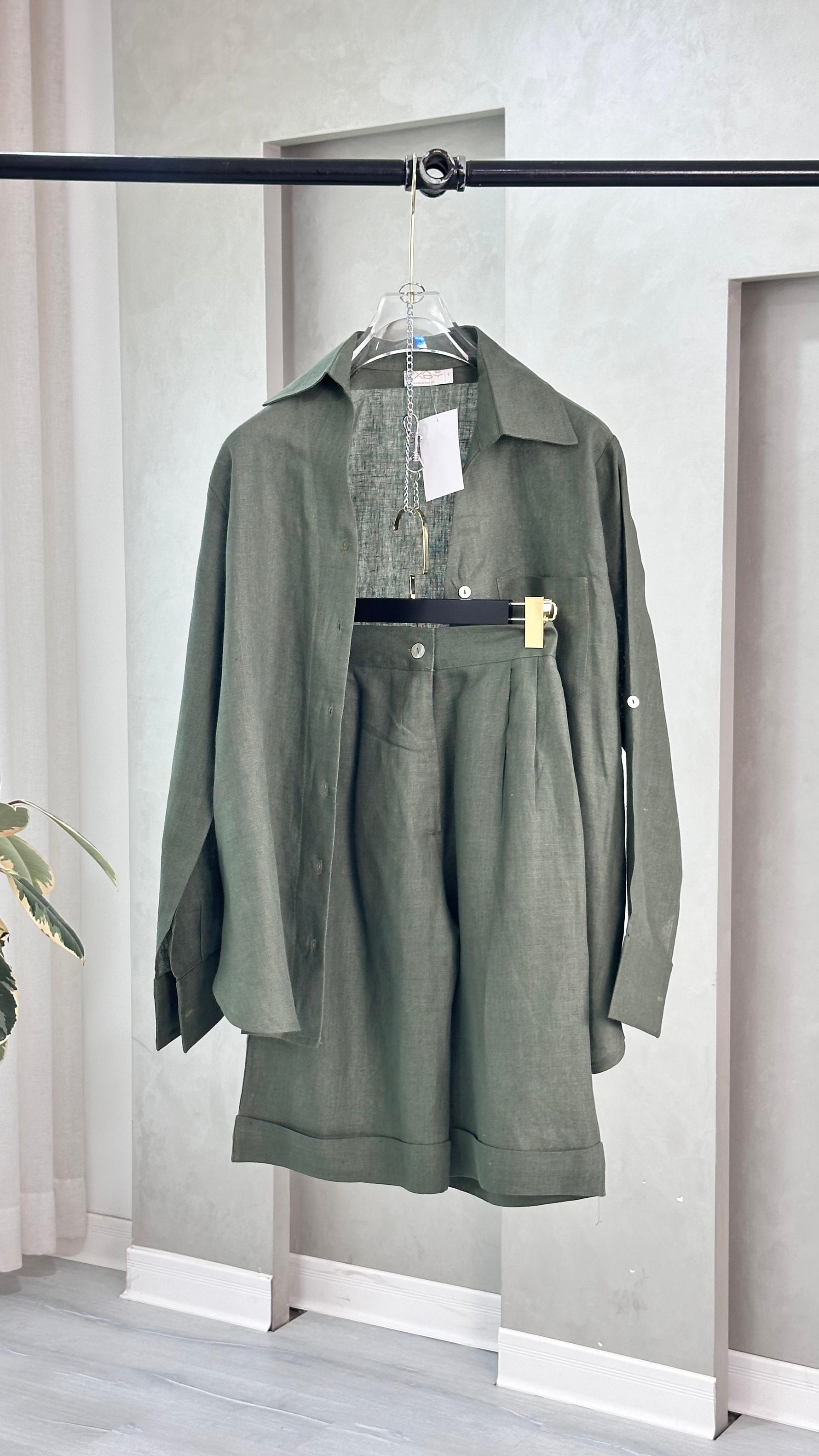 بدلة نسائي شورت