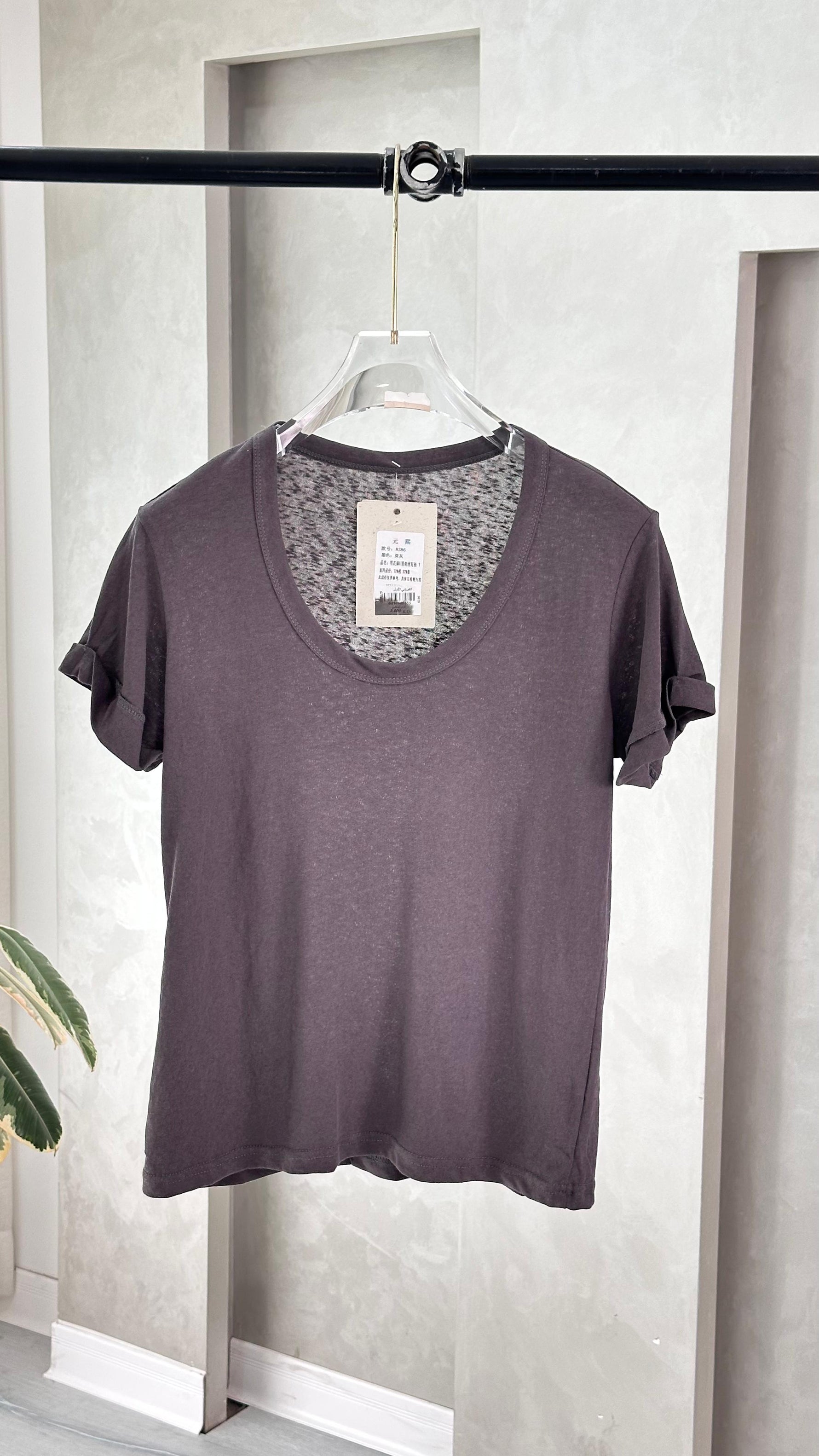 توب نسائي ربع كم