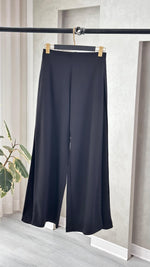 بنطلون نسائي بقصة مستقيمه