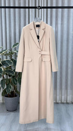 جاكيت نسائي بجيبين