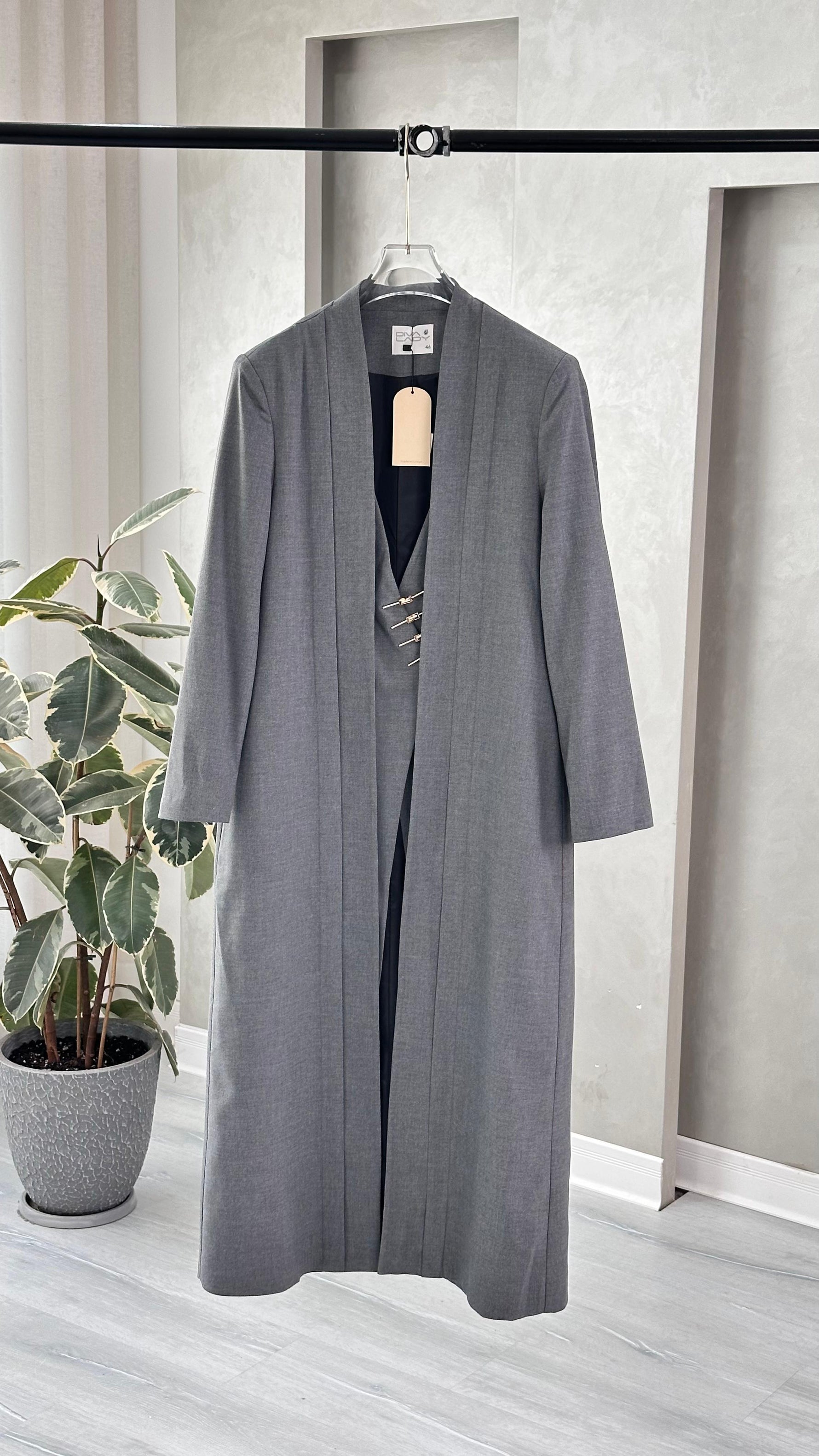 جاكيت نسائي طويل انيق