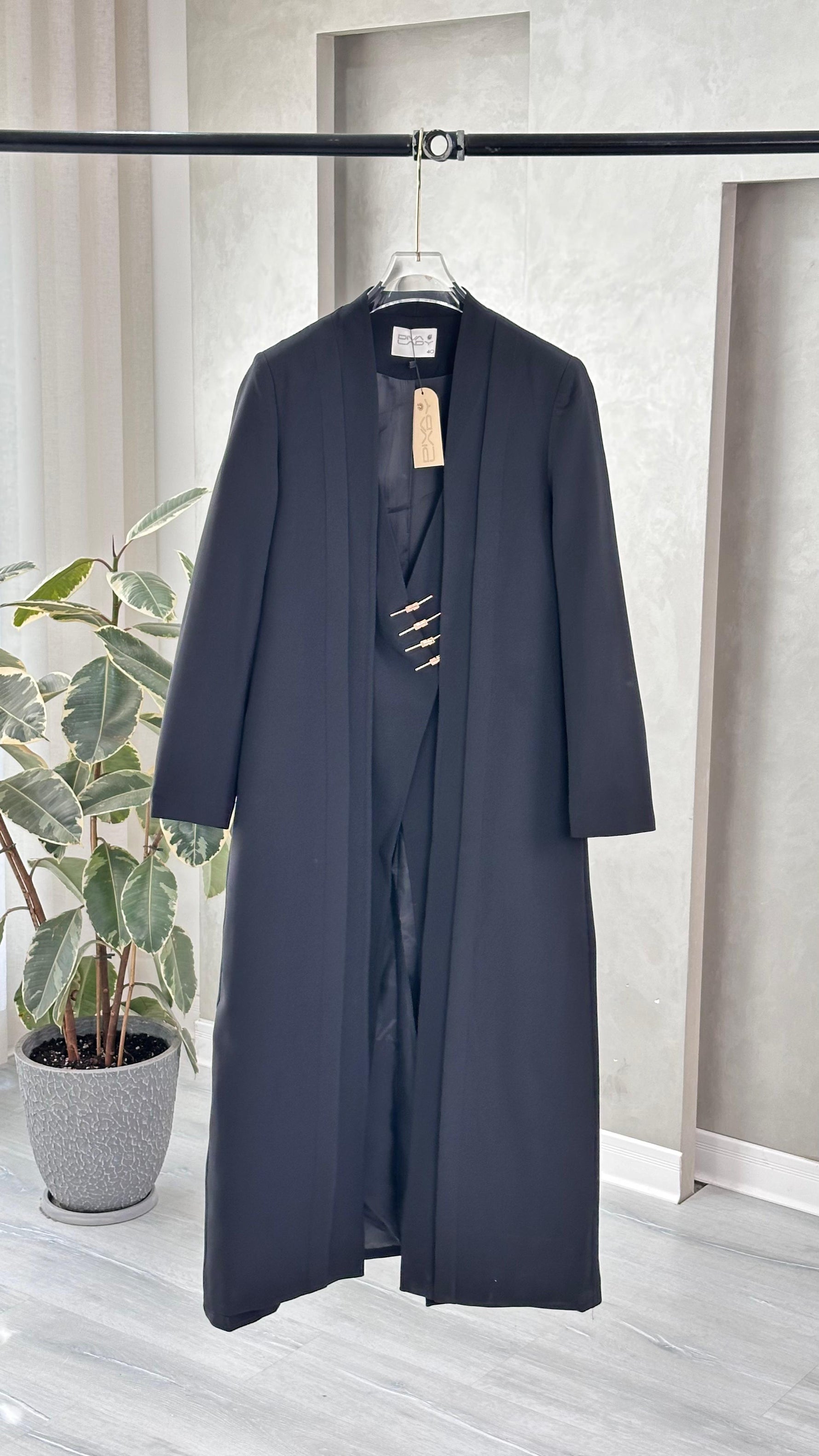 جاكيت نسائي طويل انيق