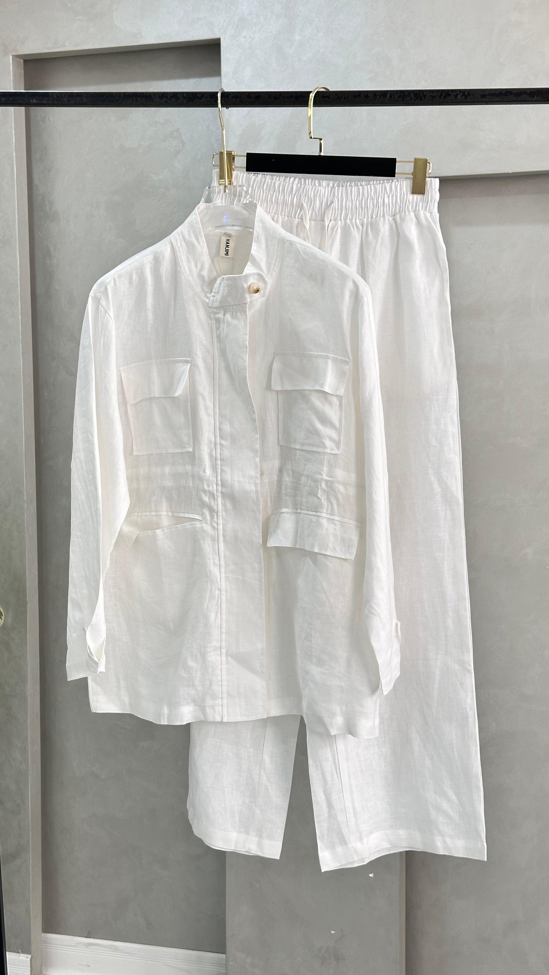 بدلة نسائي بسيطة وانيقة