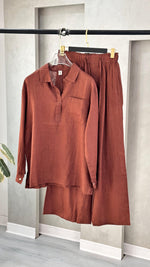 بدلة نسائي واسعة