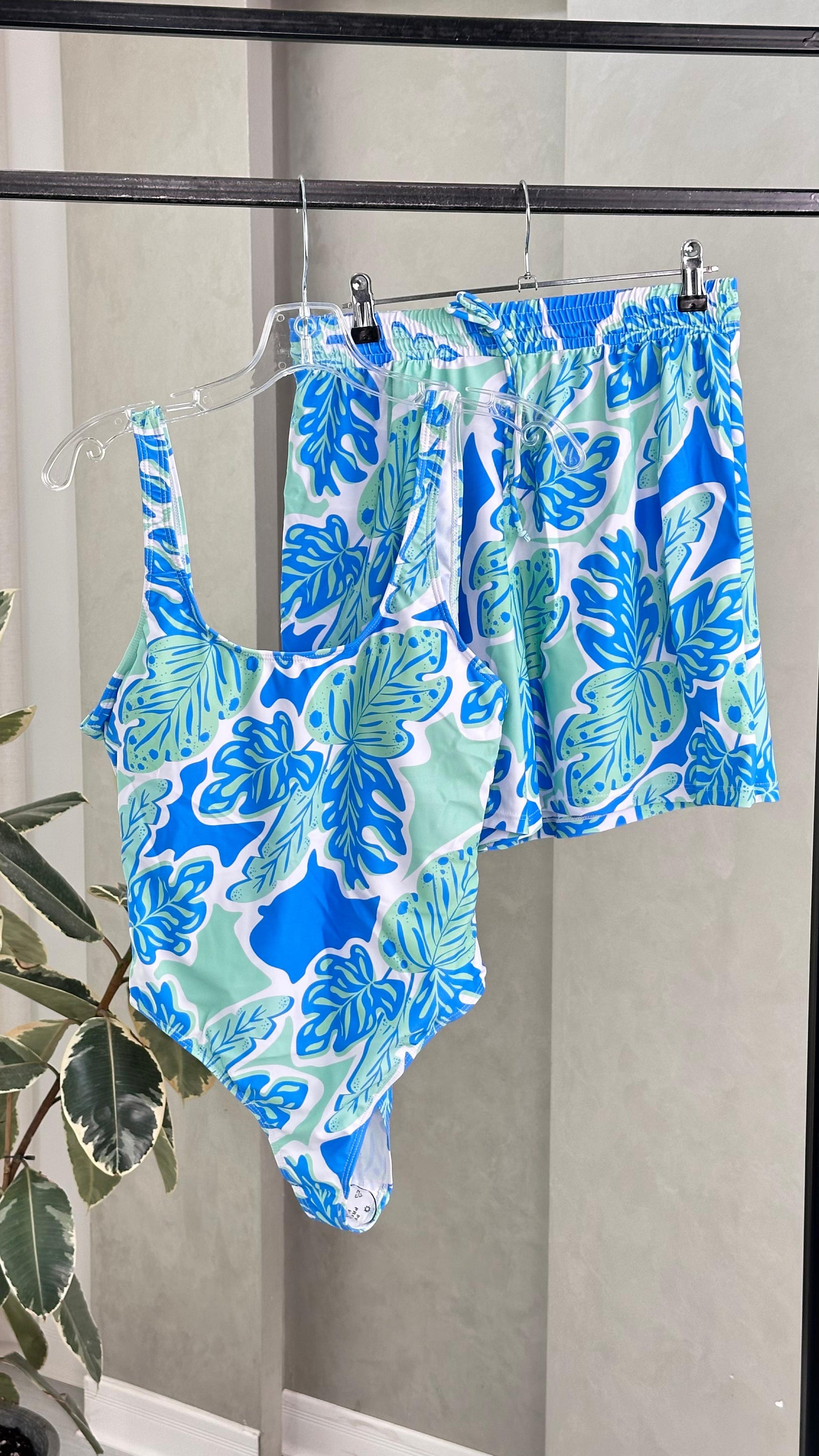 مايوه نسائي