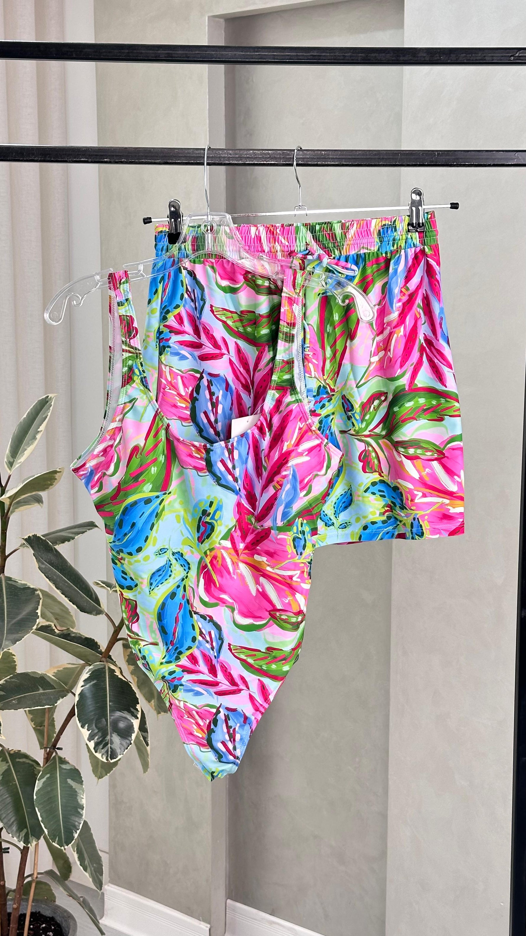 مايوه نسائي