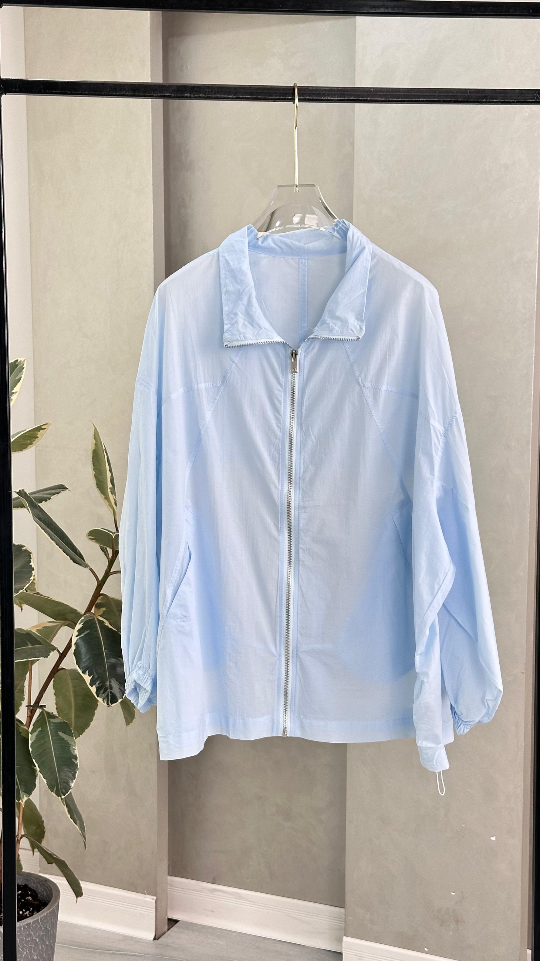 جاكيت نسائي