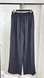 بنطلون نسائي