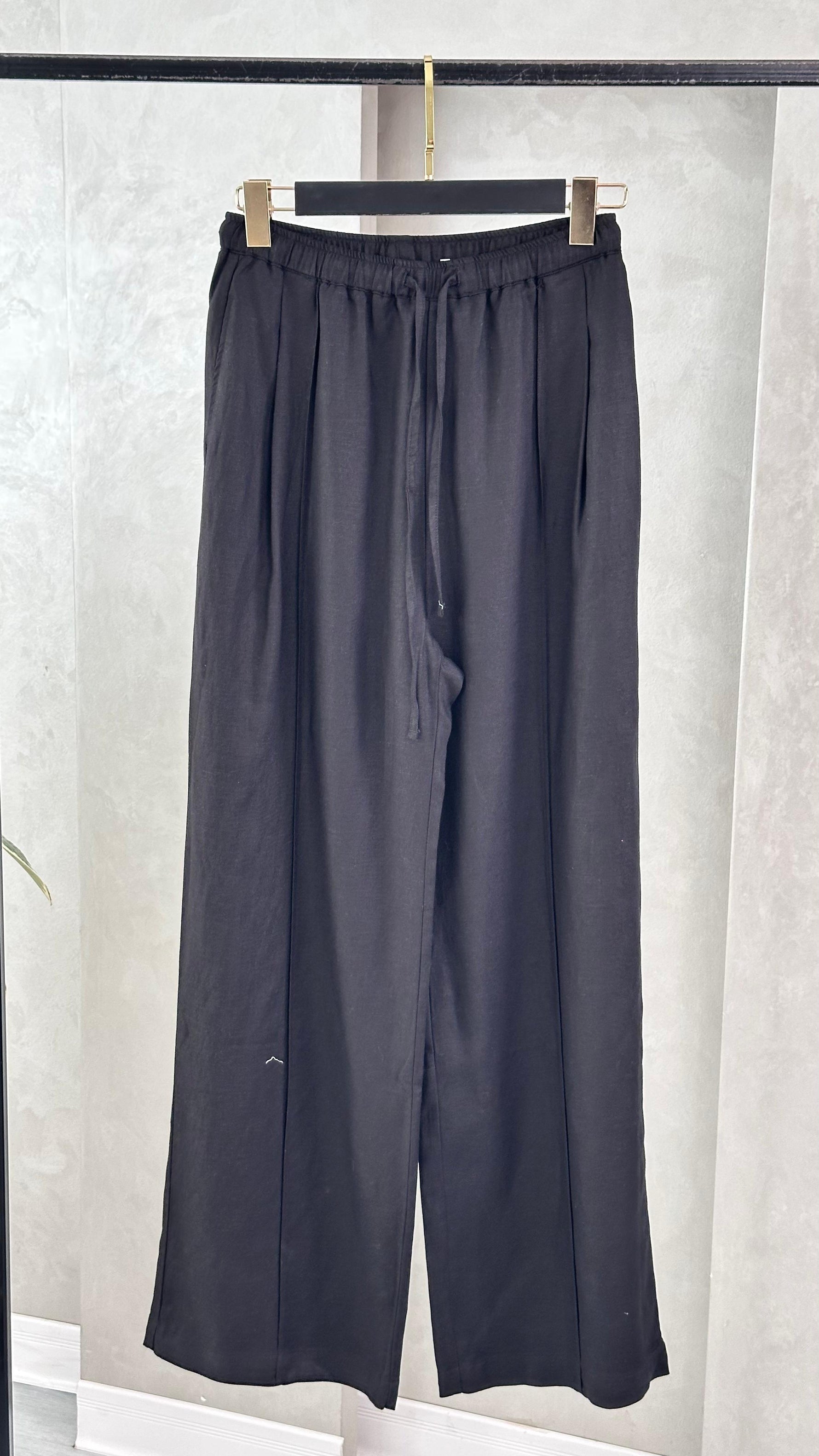 بنطلون نسائي