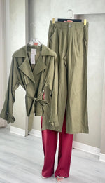 بدلة نسائي فضفاض بحزام