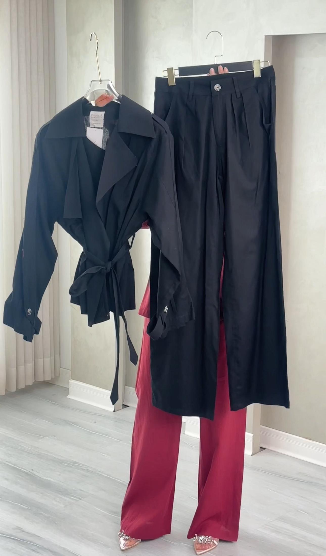 بدلة نسائي فضفاض بحزام