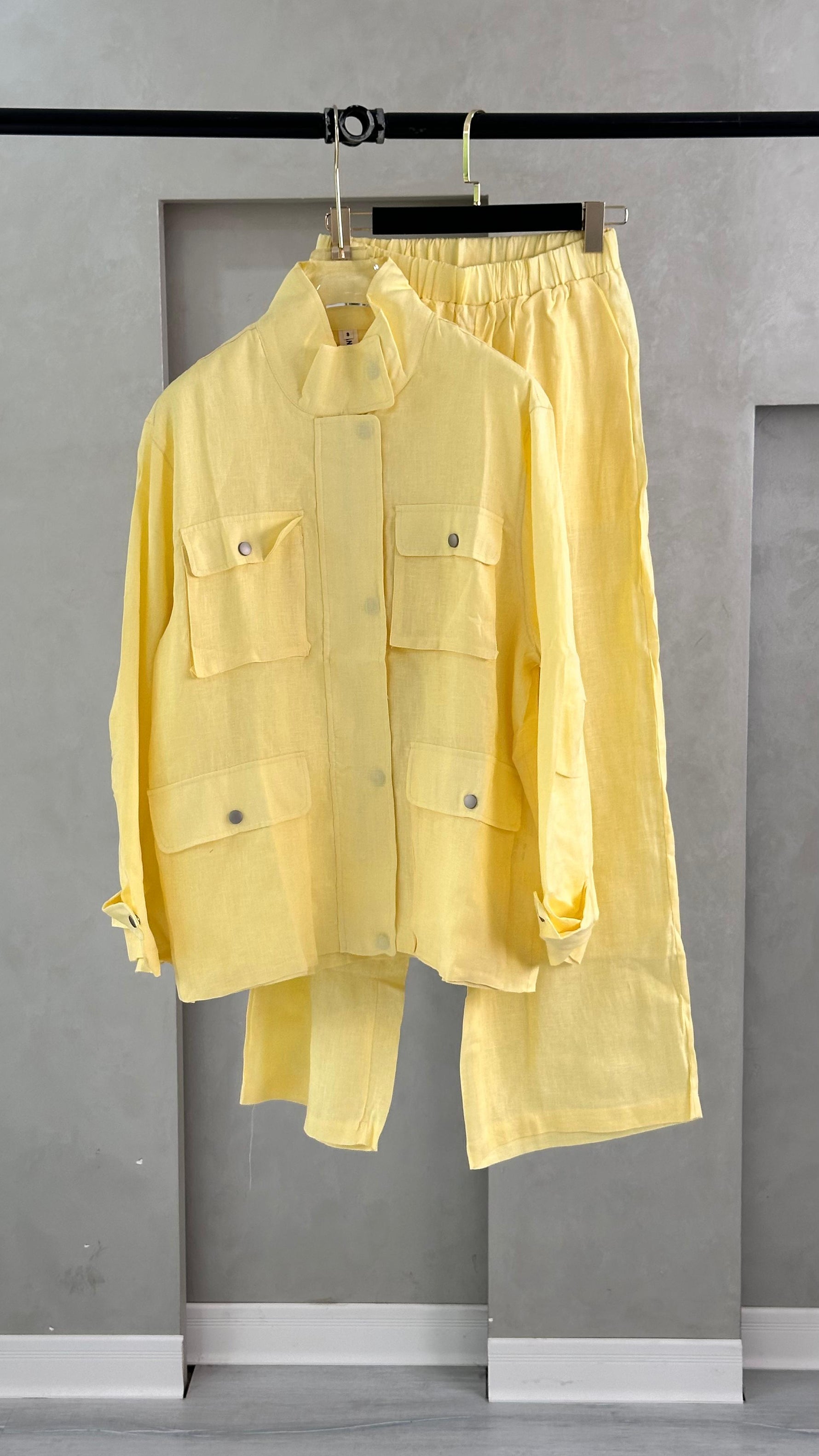 بدلة مخابي لنن